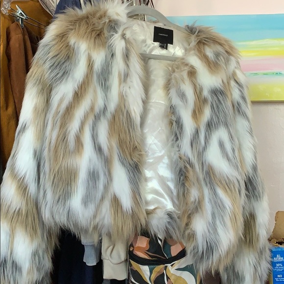 Fur coat - Picture 3 of 5